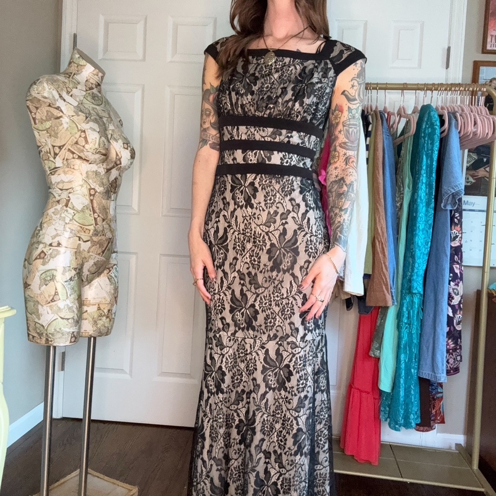 Melrose Vintage Black Lace Whimsygoth Evening Gown 4 - Picture 2 of 16